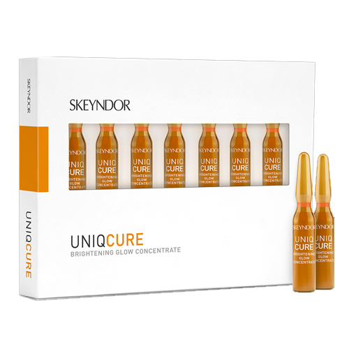 Skeyndor Uniqcure - Brightening Glow Concentrate on white background
