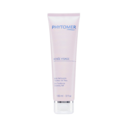 Rosee Visage Skin Freshness Cleansing Gel on white background