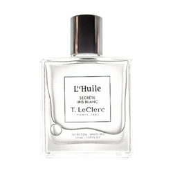 Secret Iris Blanc Oil on white background